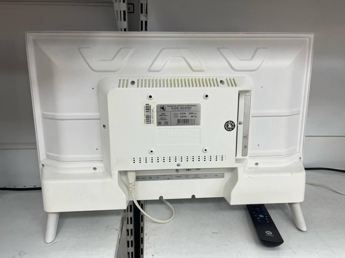 LED Телевизор HI VHIX-24H152WSY