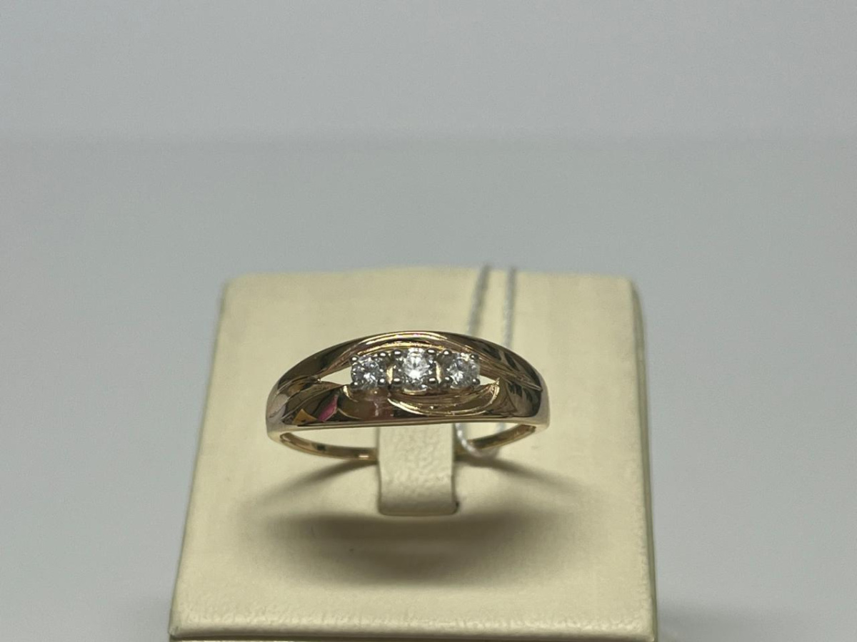 КОЛЬЦО С КАМНЯМИ (Au 585)