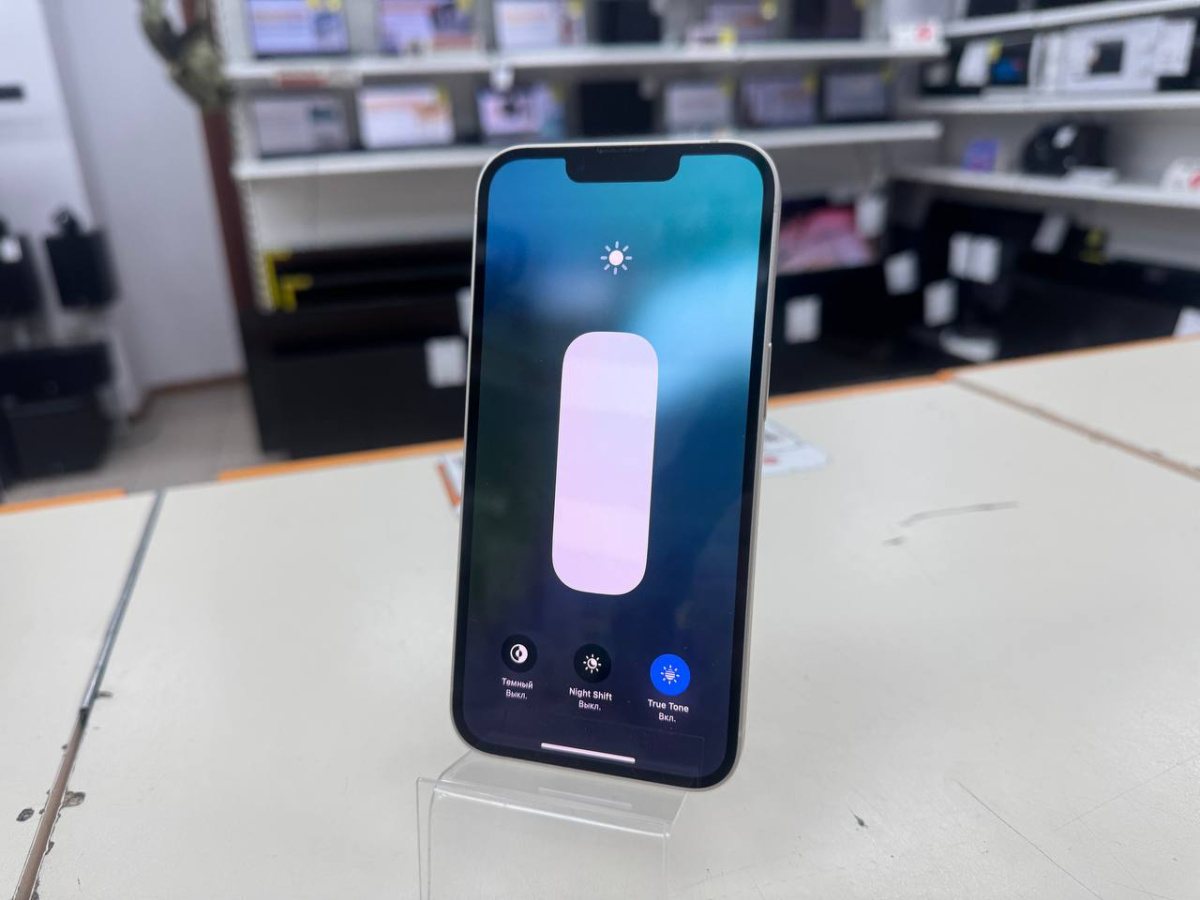 Смартфон Apple iPhone 13 128Gb