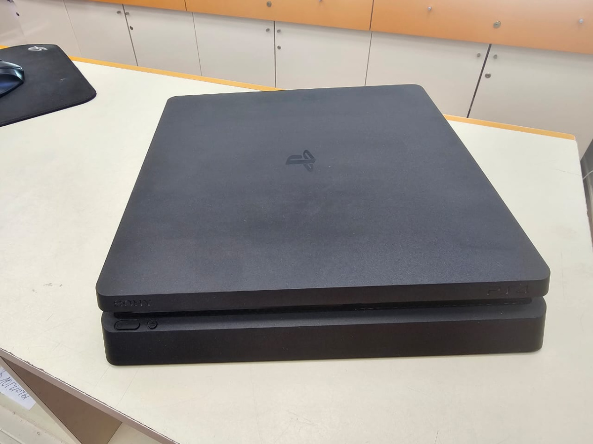 Игровая приставка PlayStation 4 Slim 1Tb