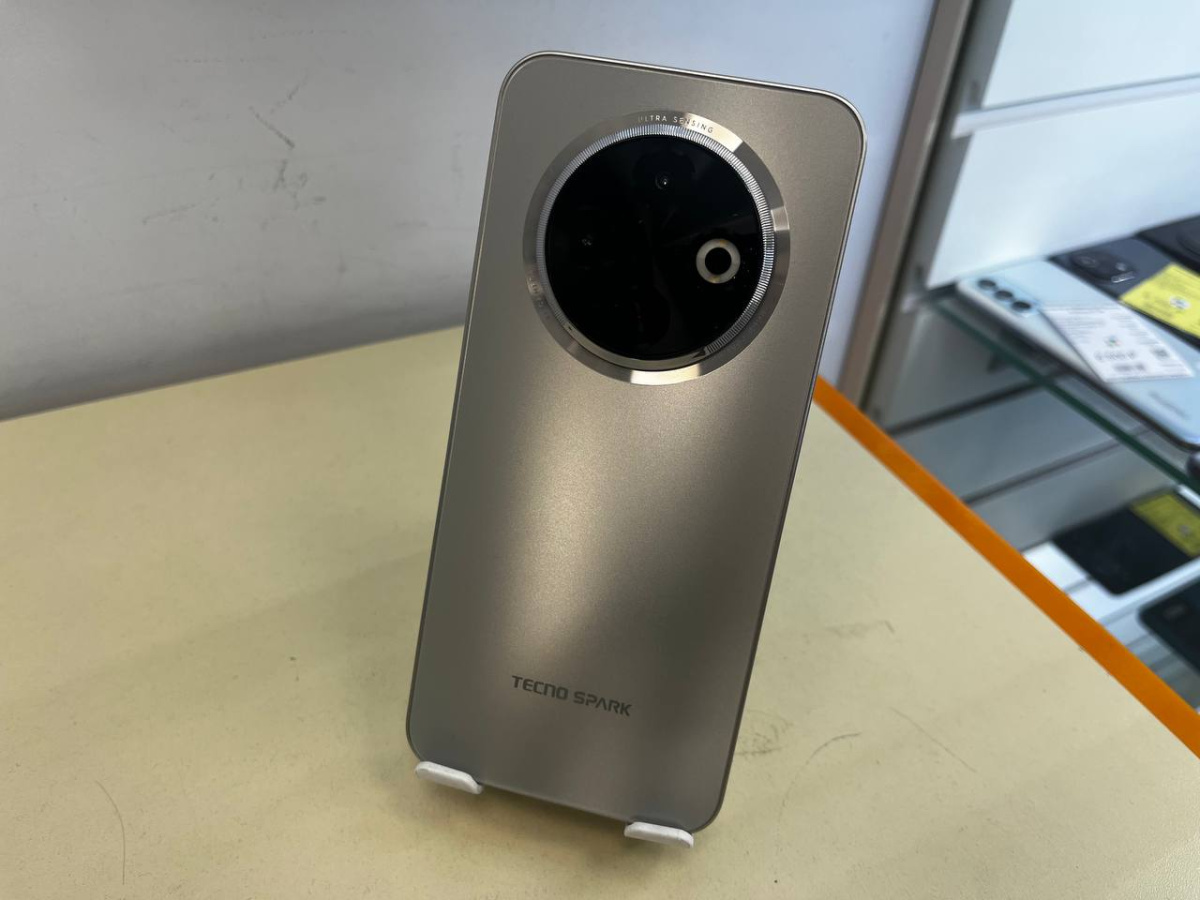 Смартфон Tecno SPARK 30C 8/256