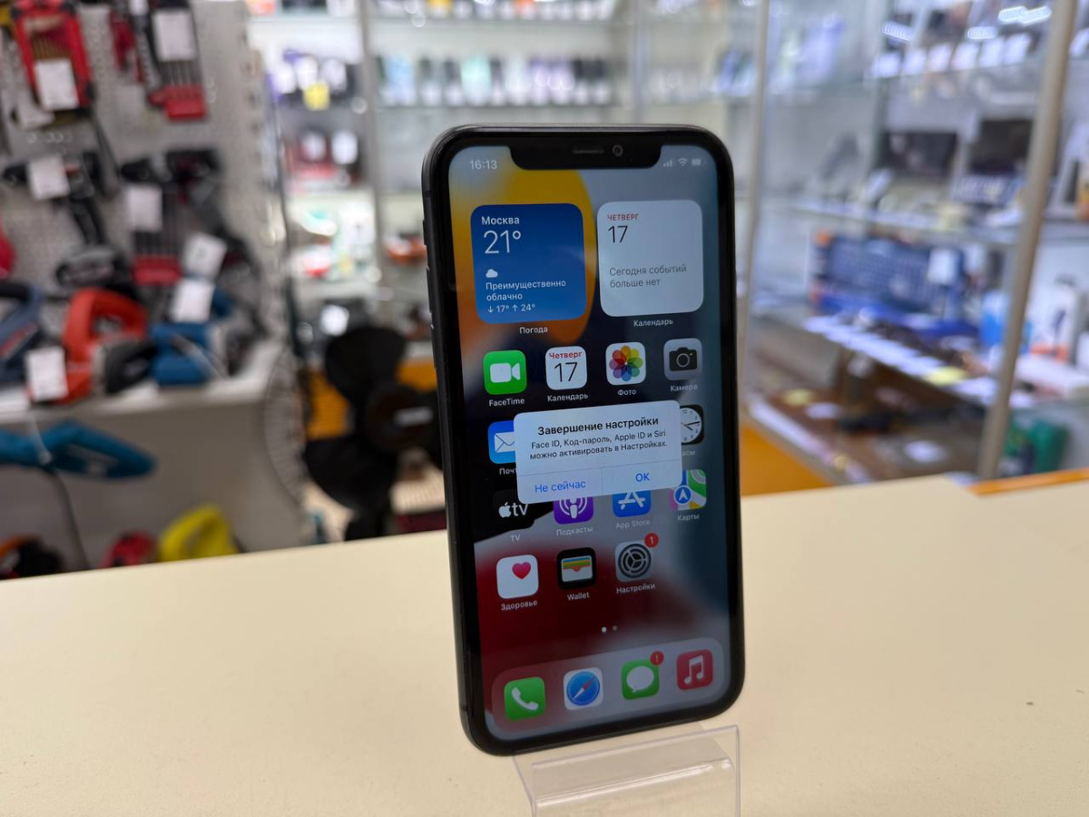 Смартфон Apple iPhone 11 64Gb