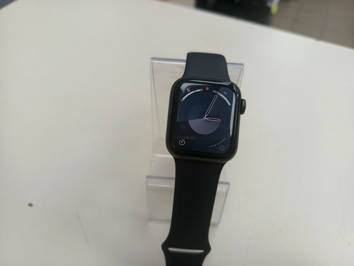 Смарт-часы Apple Watch SE 2022 40mm