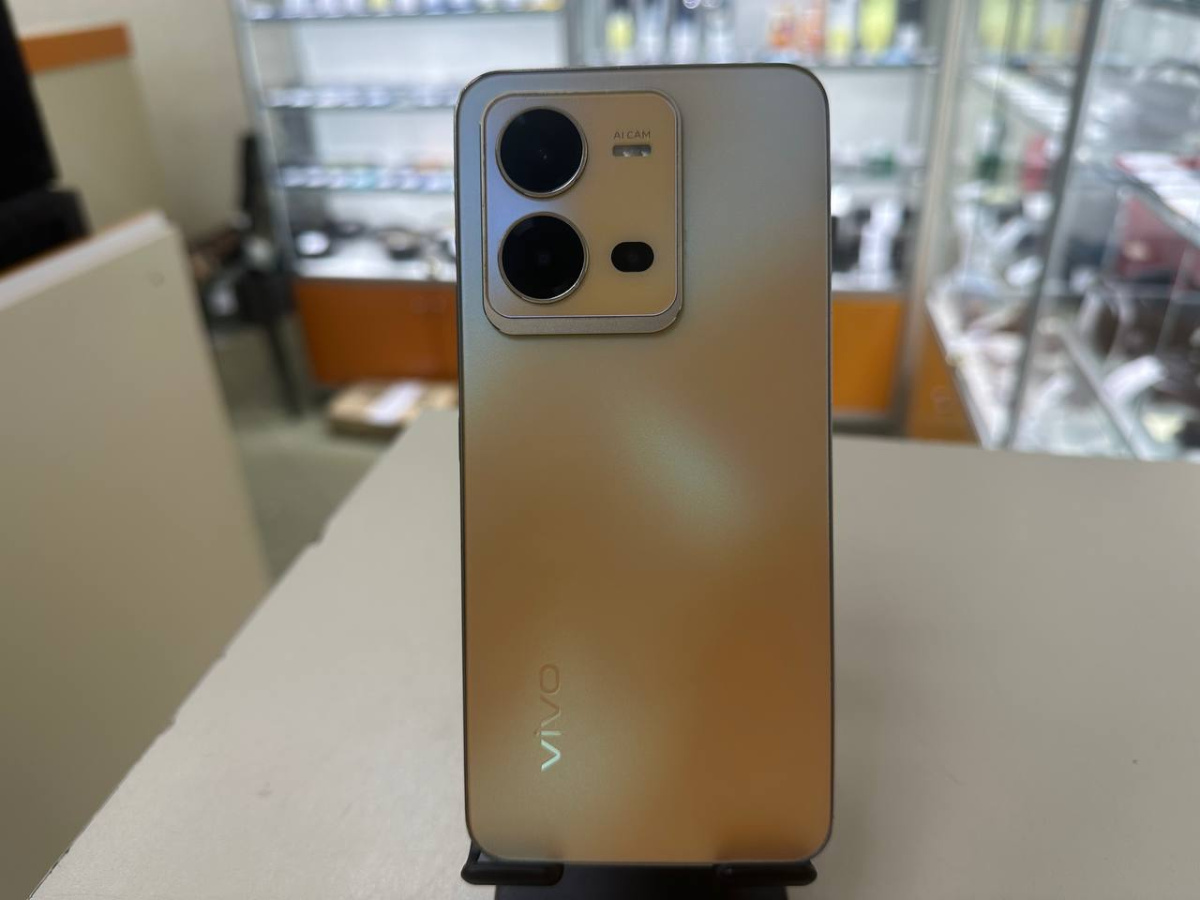 Смартфон Vivo V25e 8/128