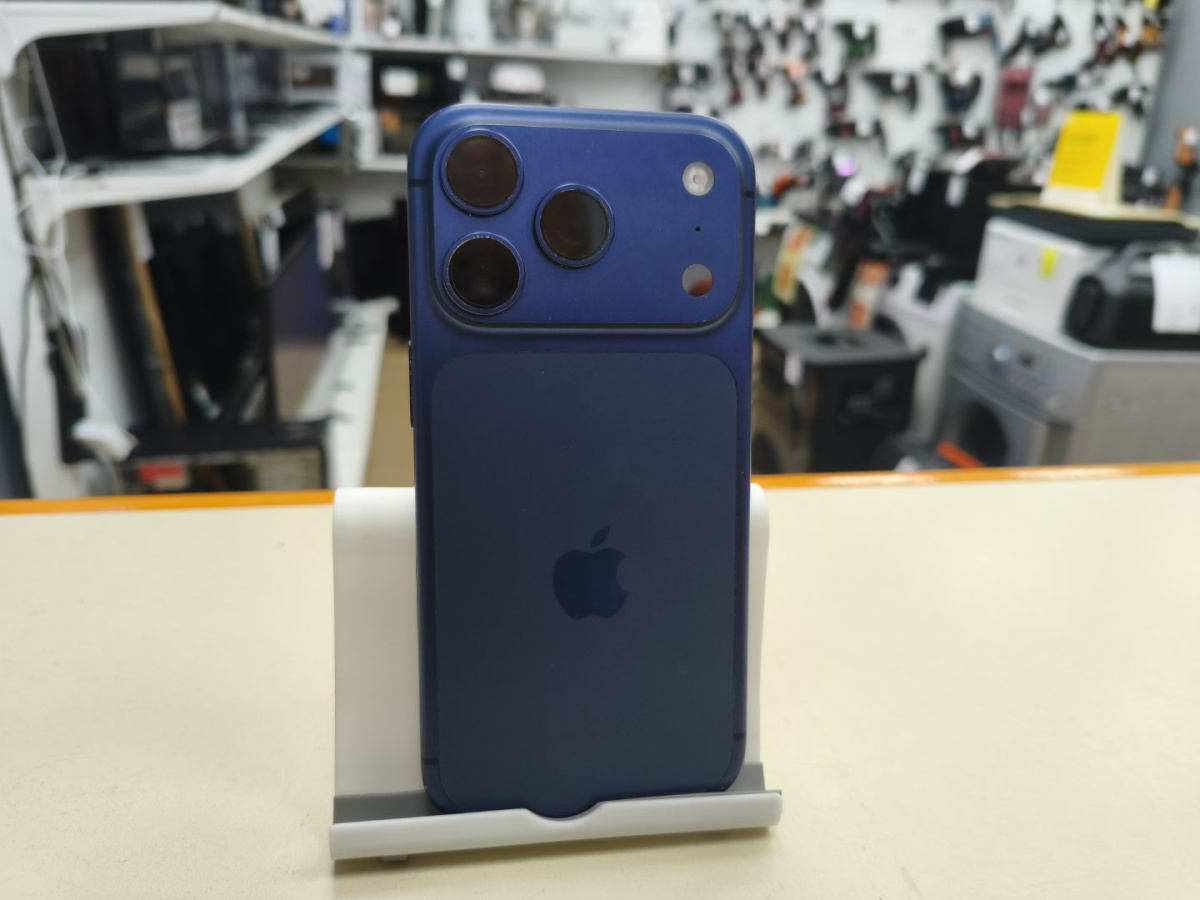 Смартфон Apple Iphone 17 Pro 256Gb