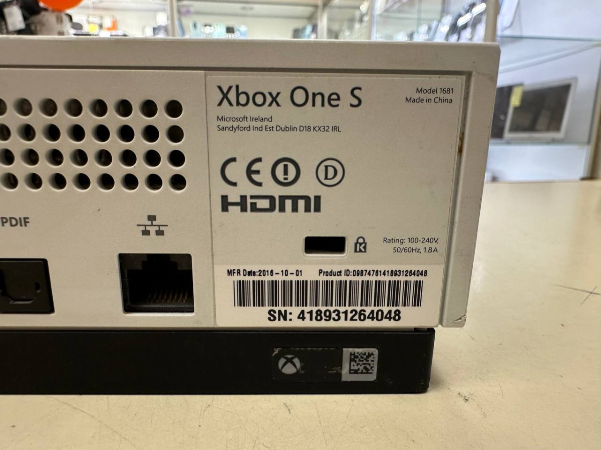 Игровая приставка Xbox One S 500Gb