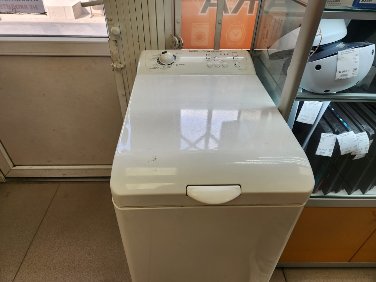 Стиральная машина Zanussi ZWQ5105