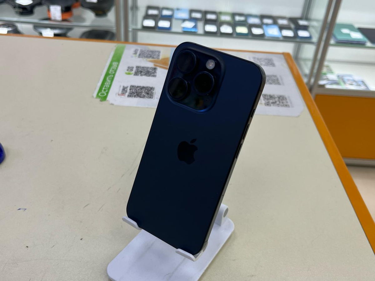 Смартфон Apple Iphone 15 Pro 256Gb