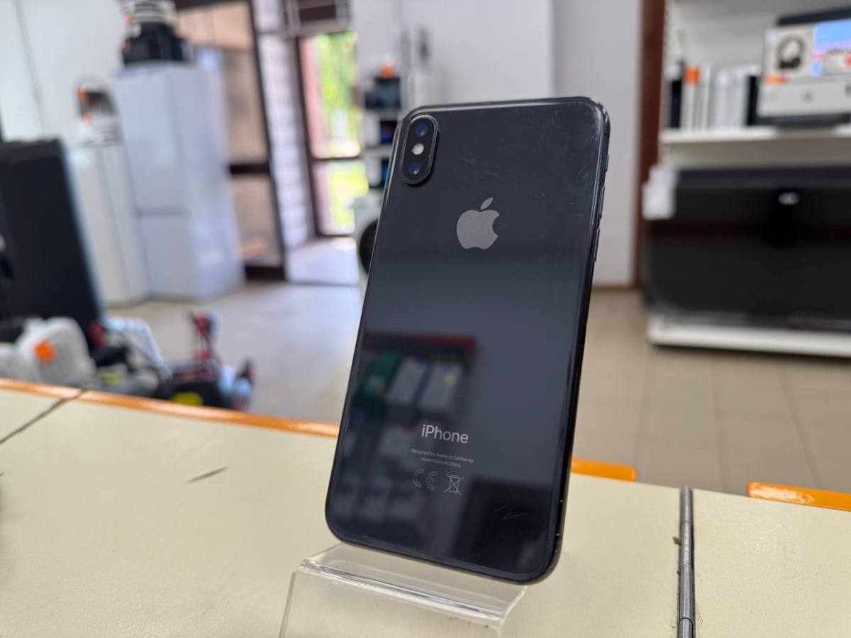 Смартфон Apple iPhone X 256Gb