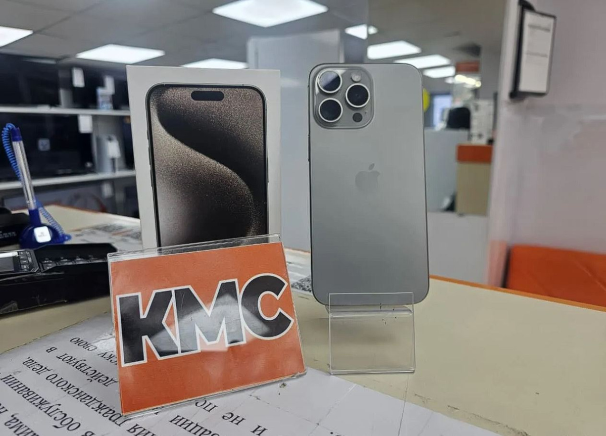 Смартфон Apple iPhone 15 Pro Max 256Gb