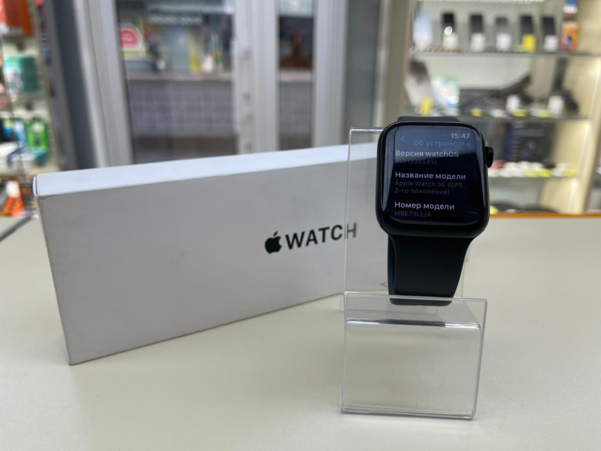 Смарт-часы Apple Watch SE 2022 44mm