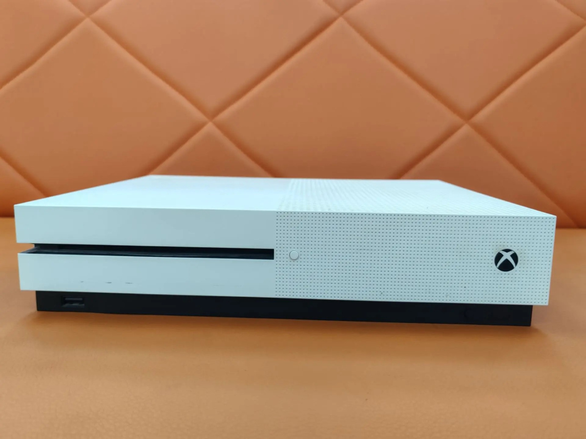 Игровая приставка Xbox One S 500Gb