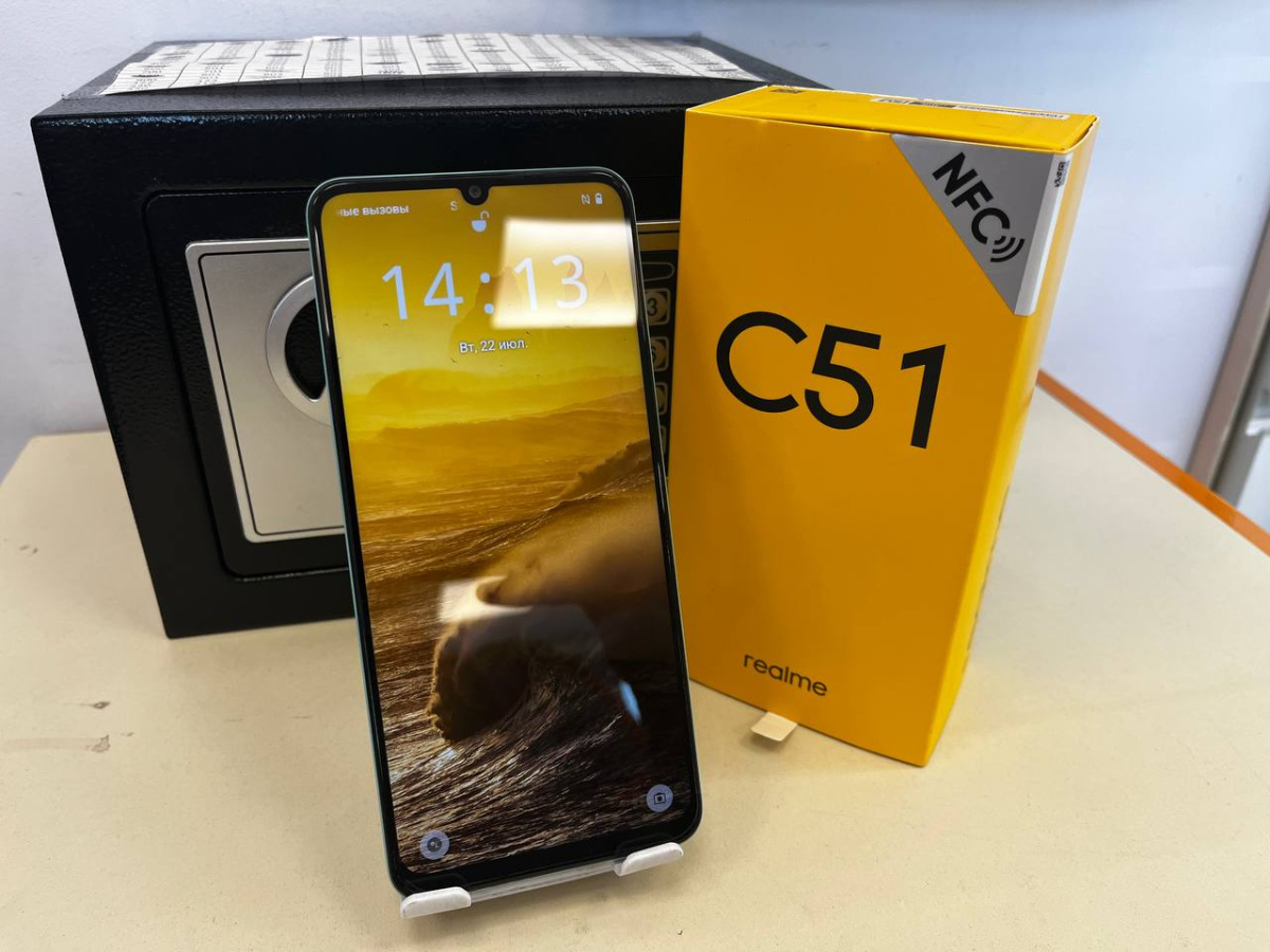 Смартфон Realme C51 4/128