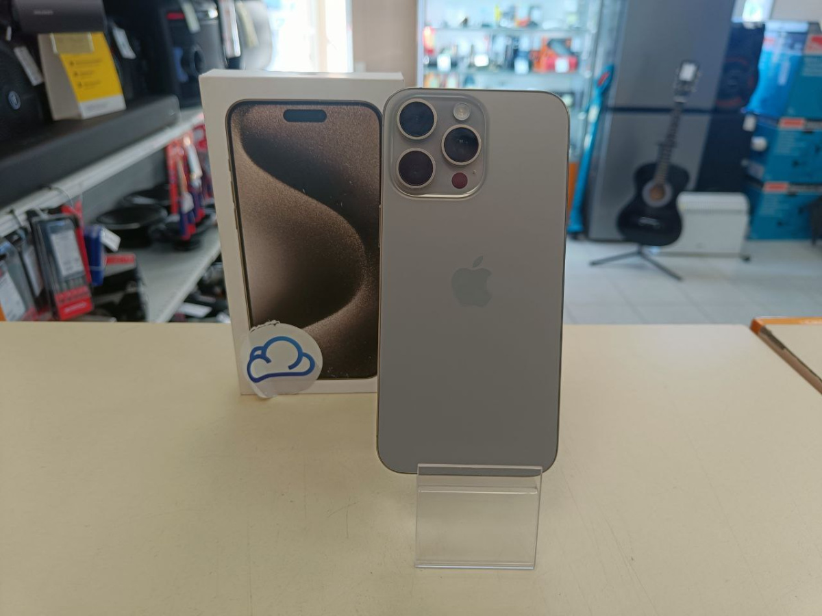 Смартфон Apple iPhone 15 Pro Max 256Gb