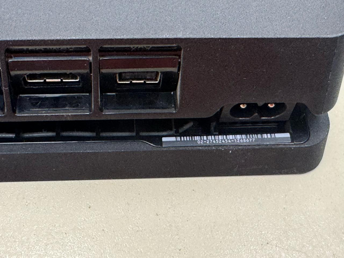 Игровая приставка PlayStation 4 Slim 1Tb