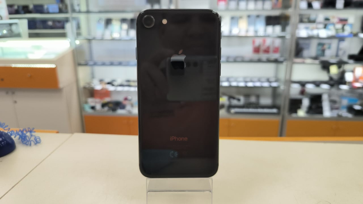 Смартфон Apple iPhone 8 64Gb