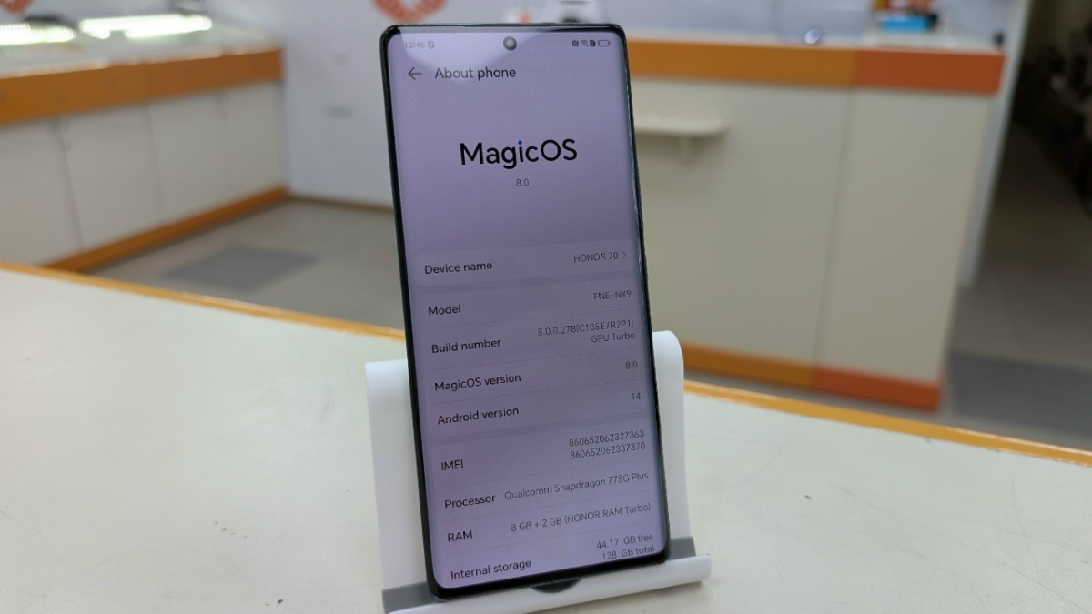 Смартфон Honor 70 8/256