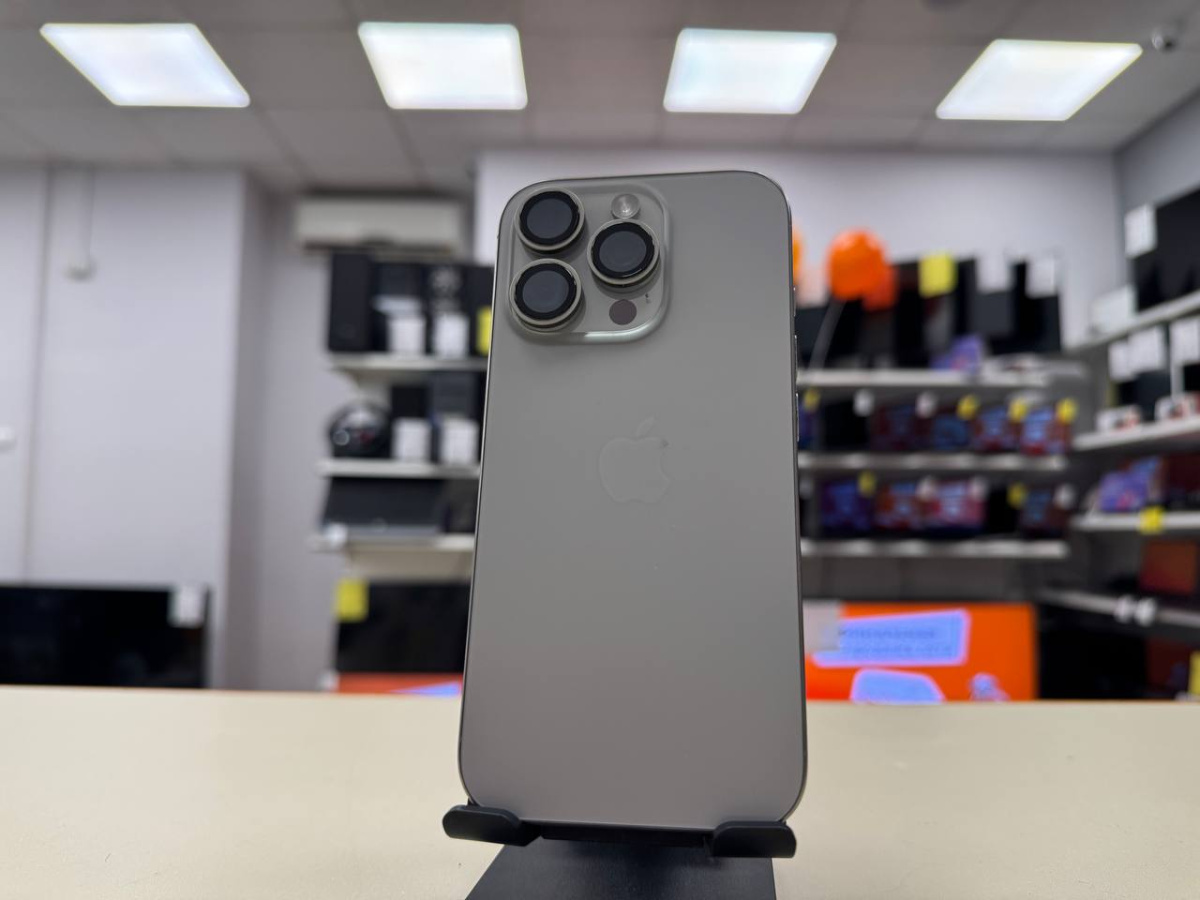 Смартфон Apple Iphone 16 Pro 256Gb