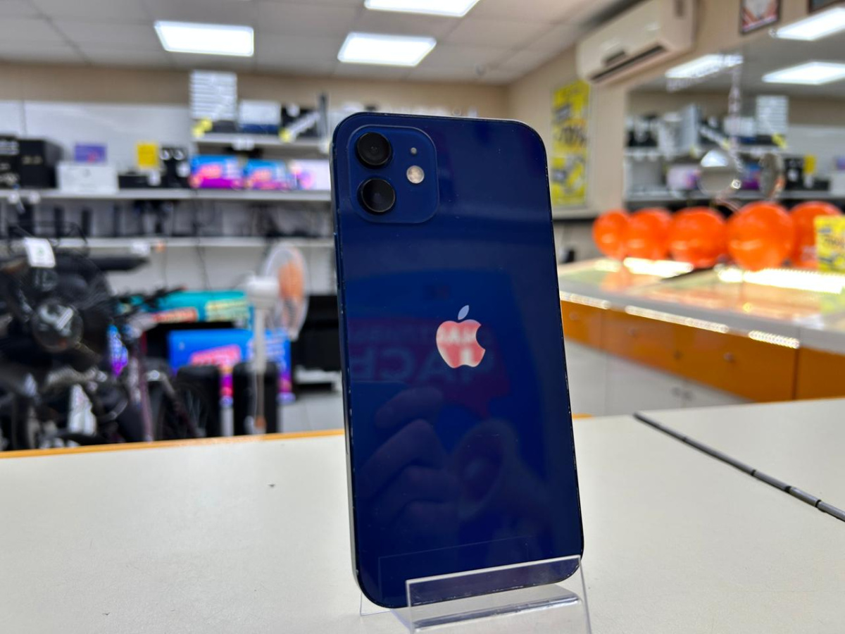 Смартфон Apple iPhone 12 128Gb