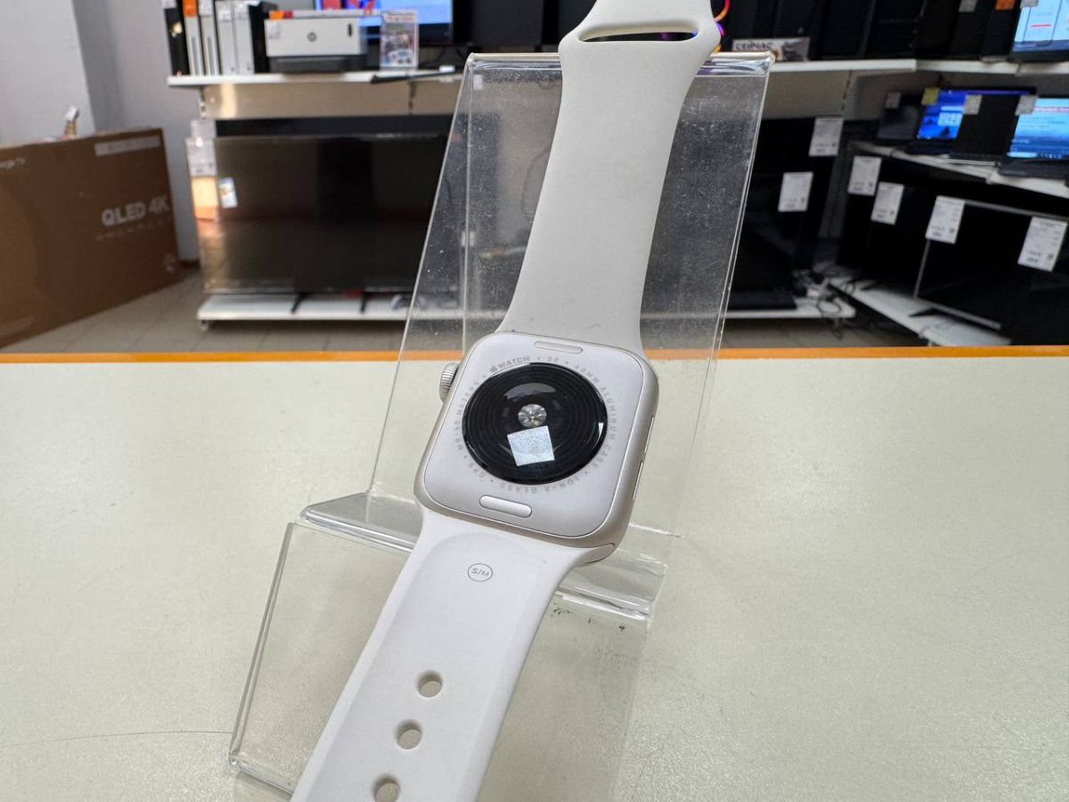 Смарт-часы Apple Watch SE 2022 40mm