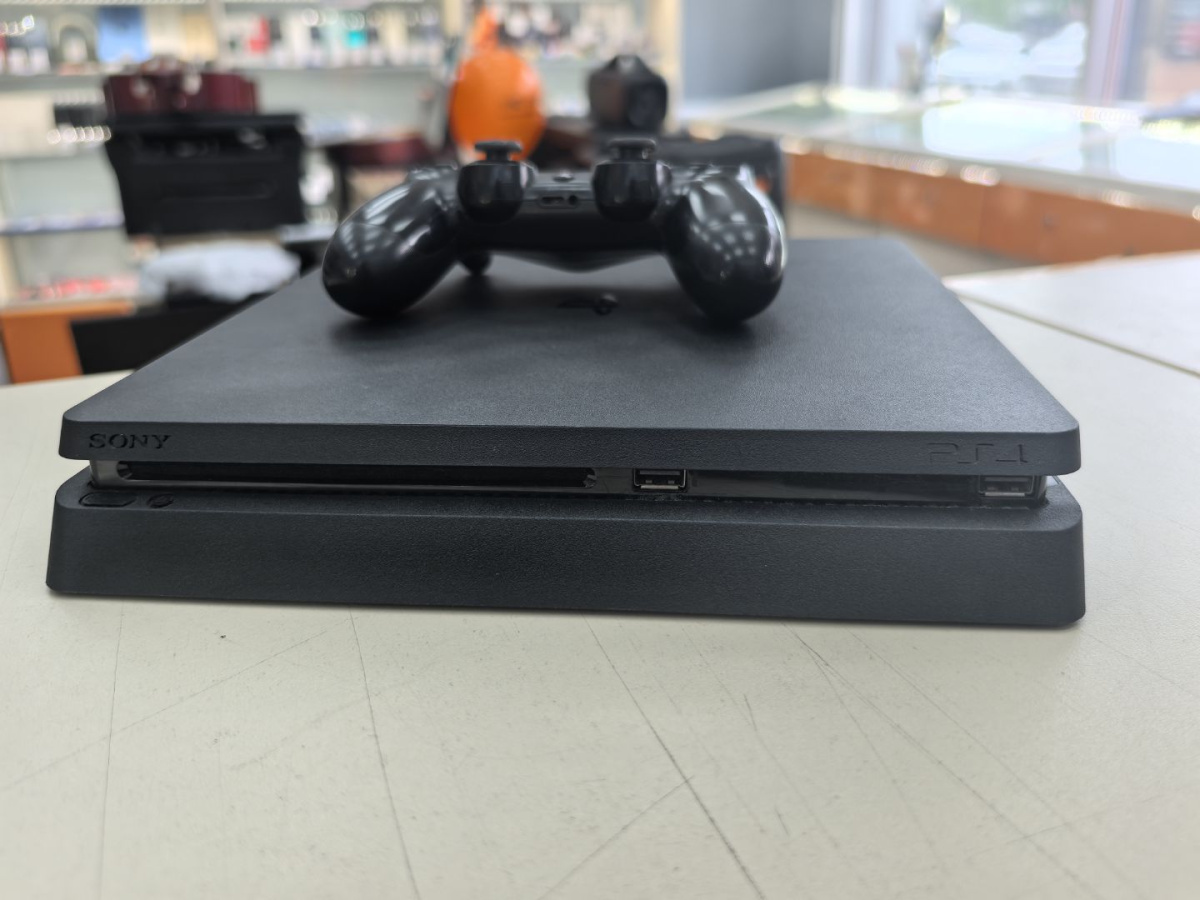 Игровая приставка PlayStation 4 Slim 1Tb