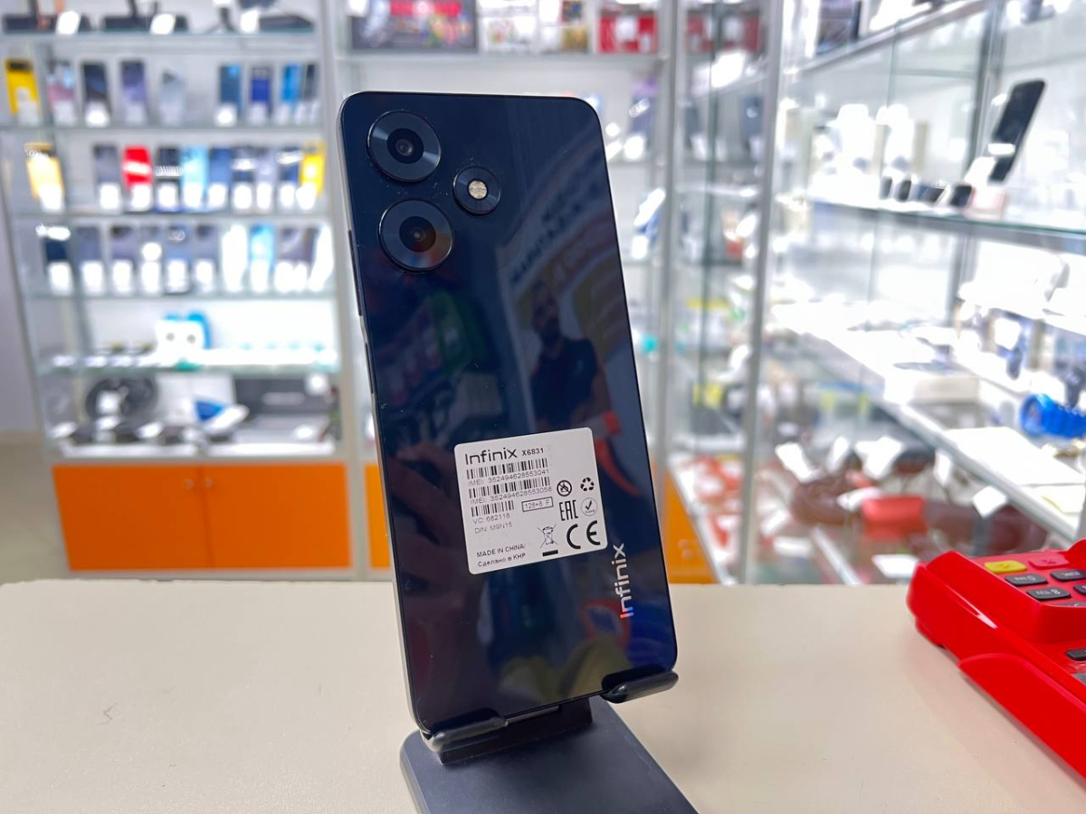 Смартфон Infinix HOT 30 8/128