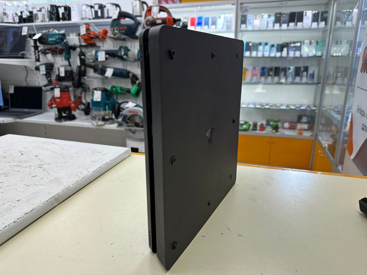 Игровая приставка PlayStation 4 500GB