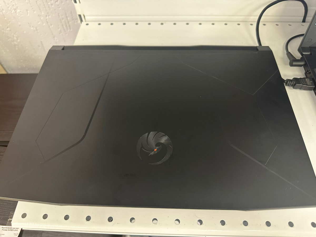 Ноутбук MSI MS-158N; Ryzen 5 7535H, GeForce RTX 4050, 8 Гб, 512 GB, Нет