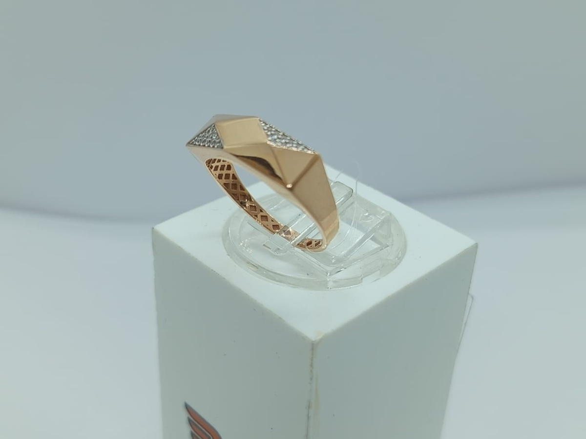  КОЛЬЦО С КАМНЯМИ (Au 585)