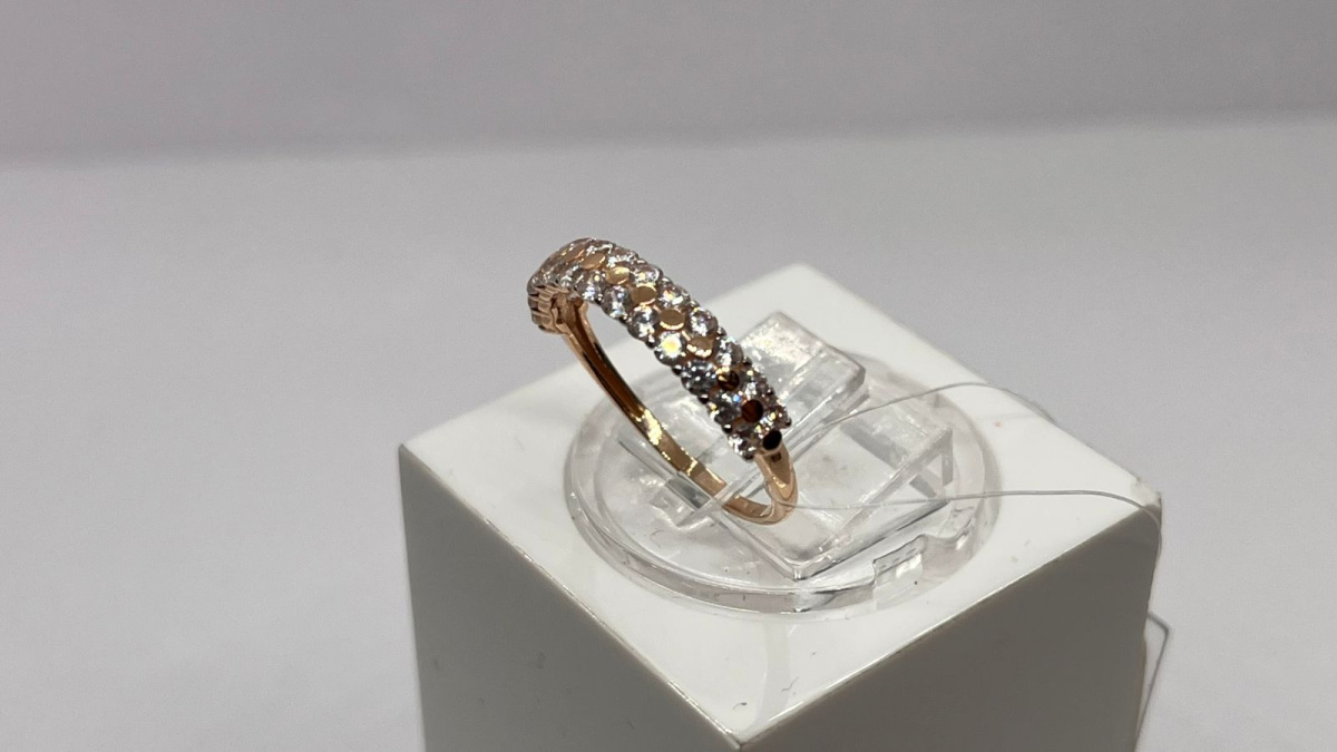 КОЛЬЦО С КАМНЯМИ (Au 585)