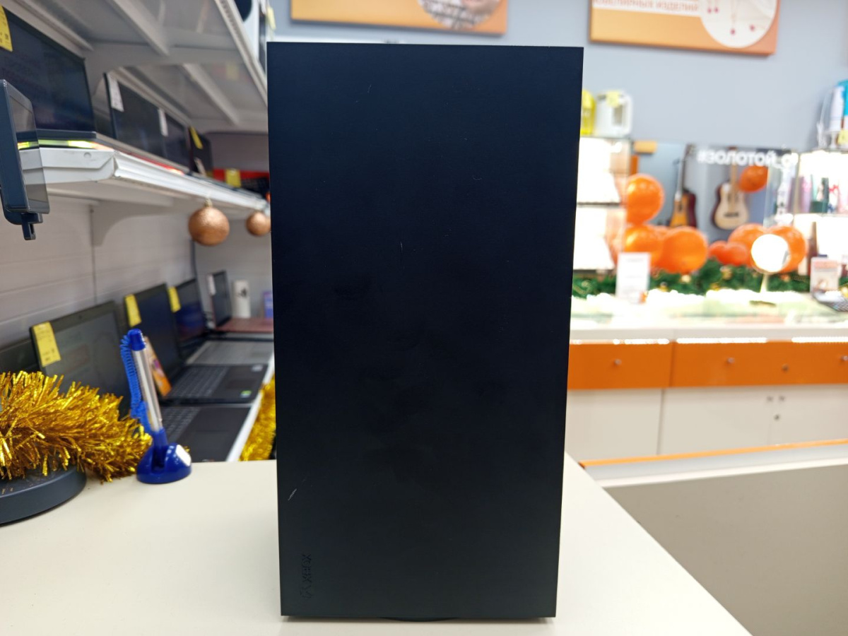 Игровая приставка Xbox Series X 1Tb