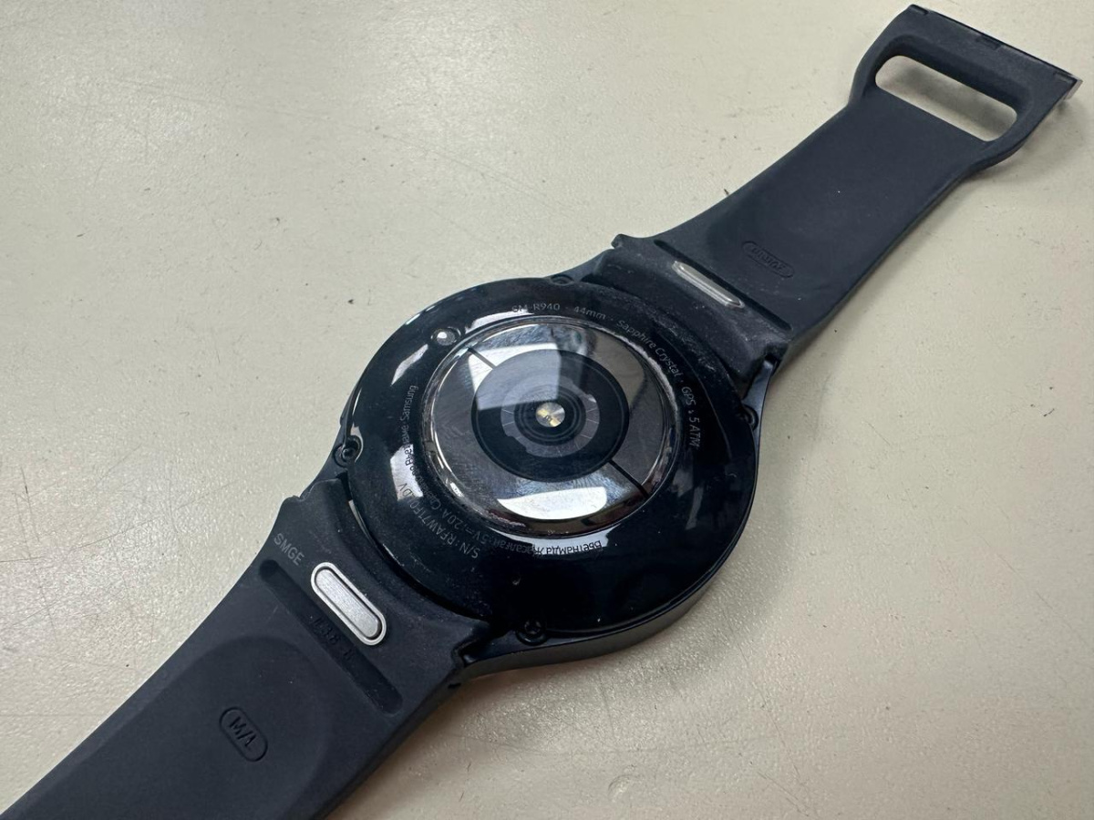 Смарт-часы Samsung Galaxy Watch 6 44mm