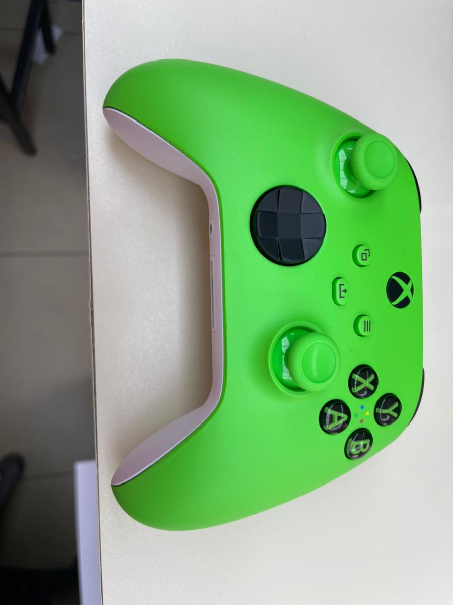 Игровая приставка Xbox Series X 1Tb