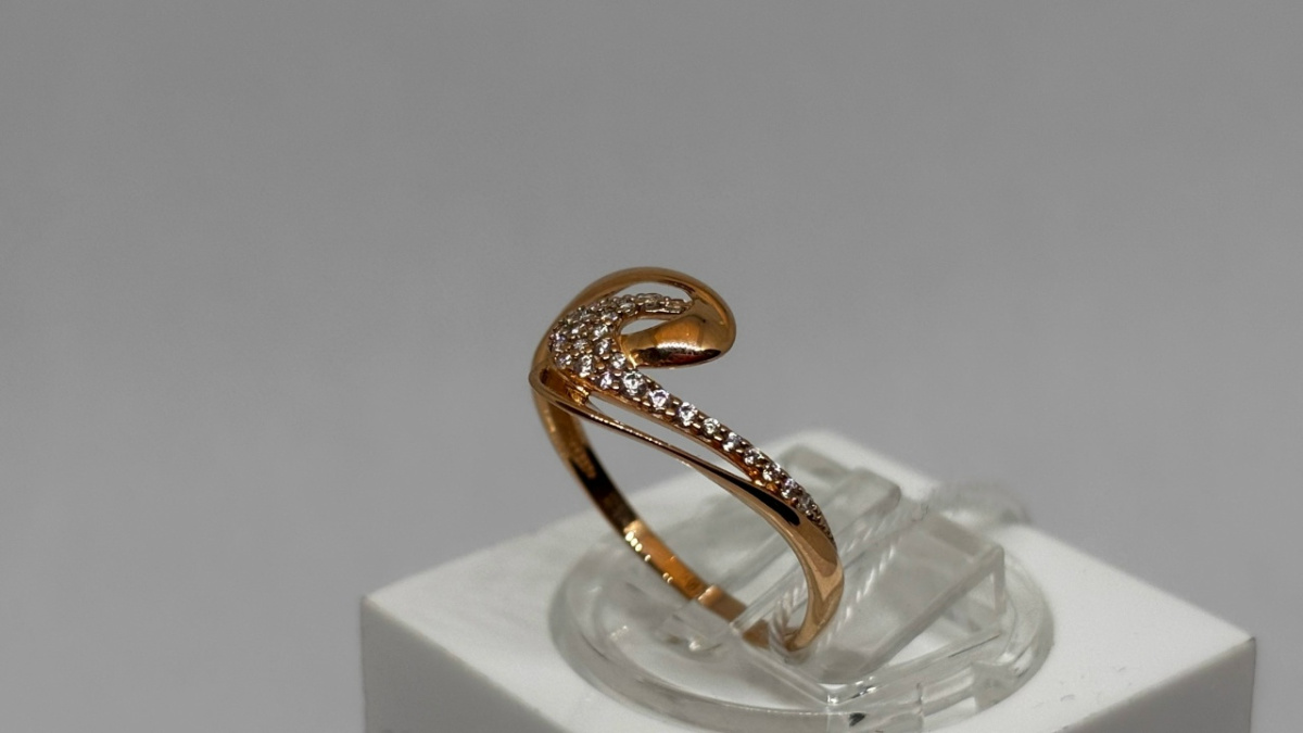 КОЛЬЦО С КАМНЯМИ (Au 585)