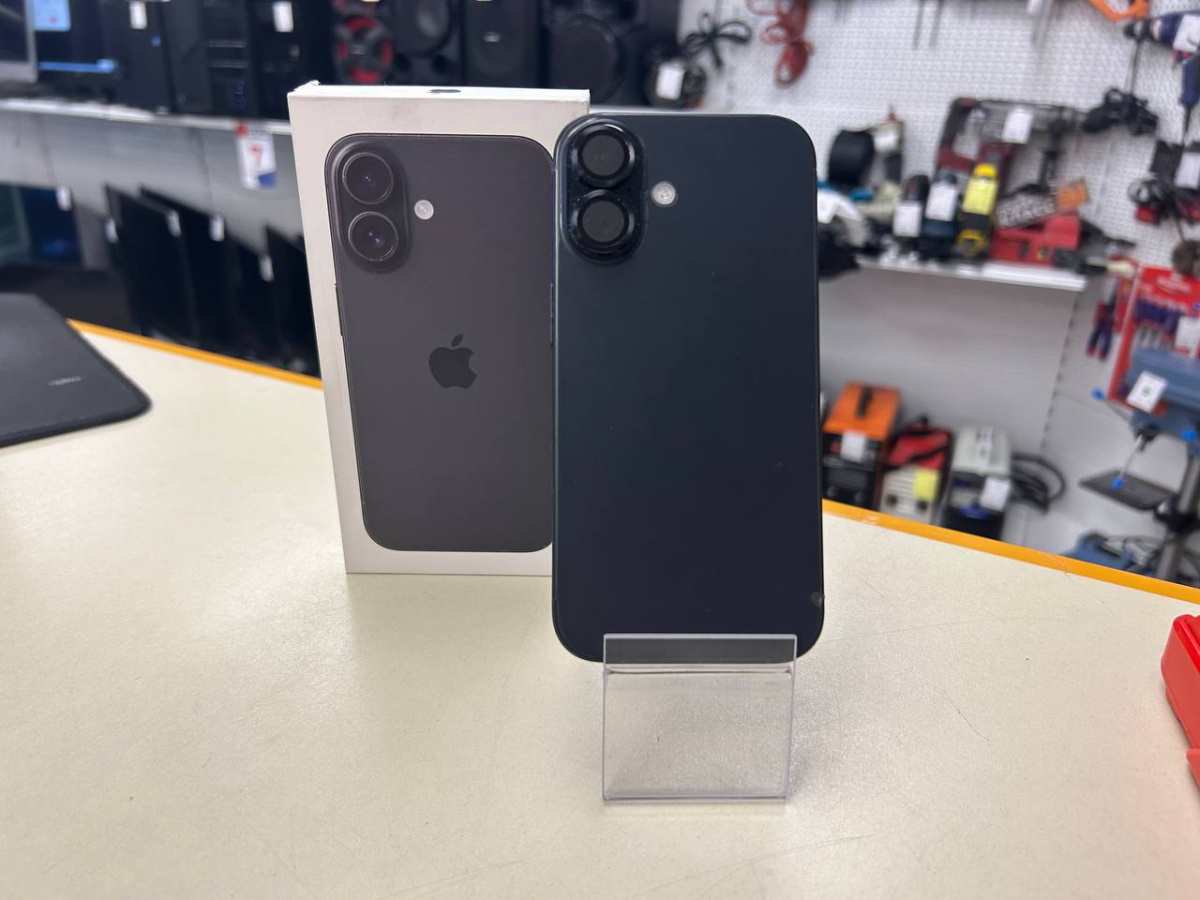 Смартфон Apple Iphone 16 256Gb