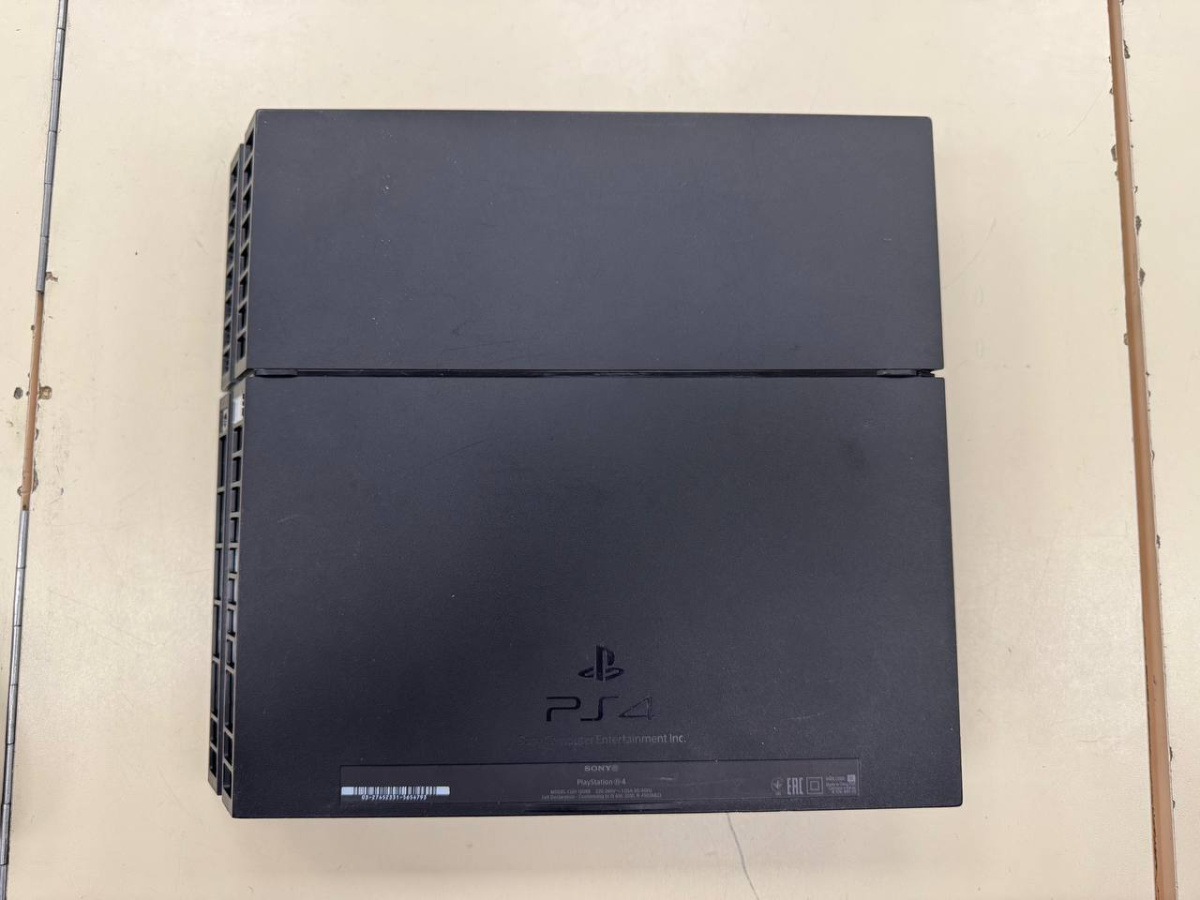 Игровая приставка PlayStation 4 FAT 1Tb