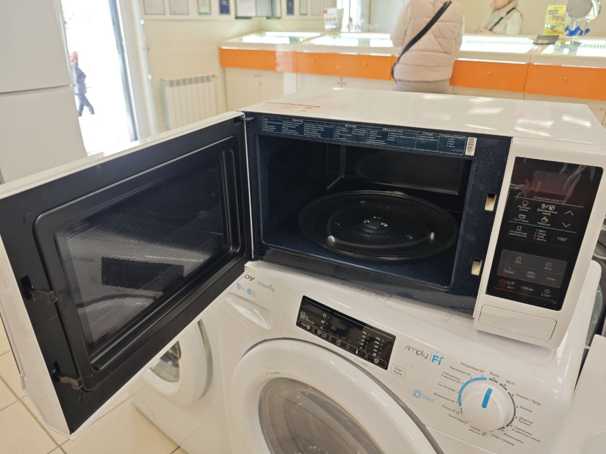 Микроволновая печь Samsung MS23F302TQS