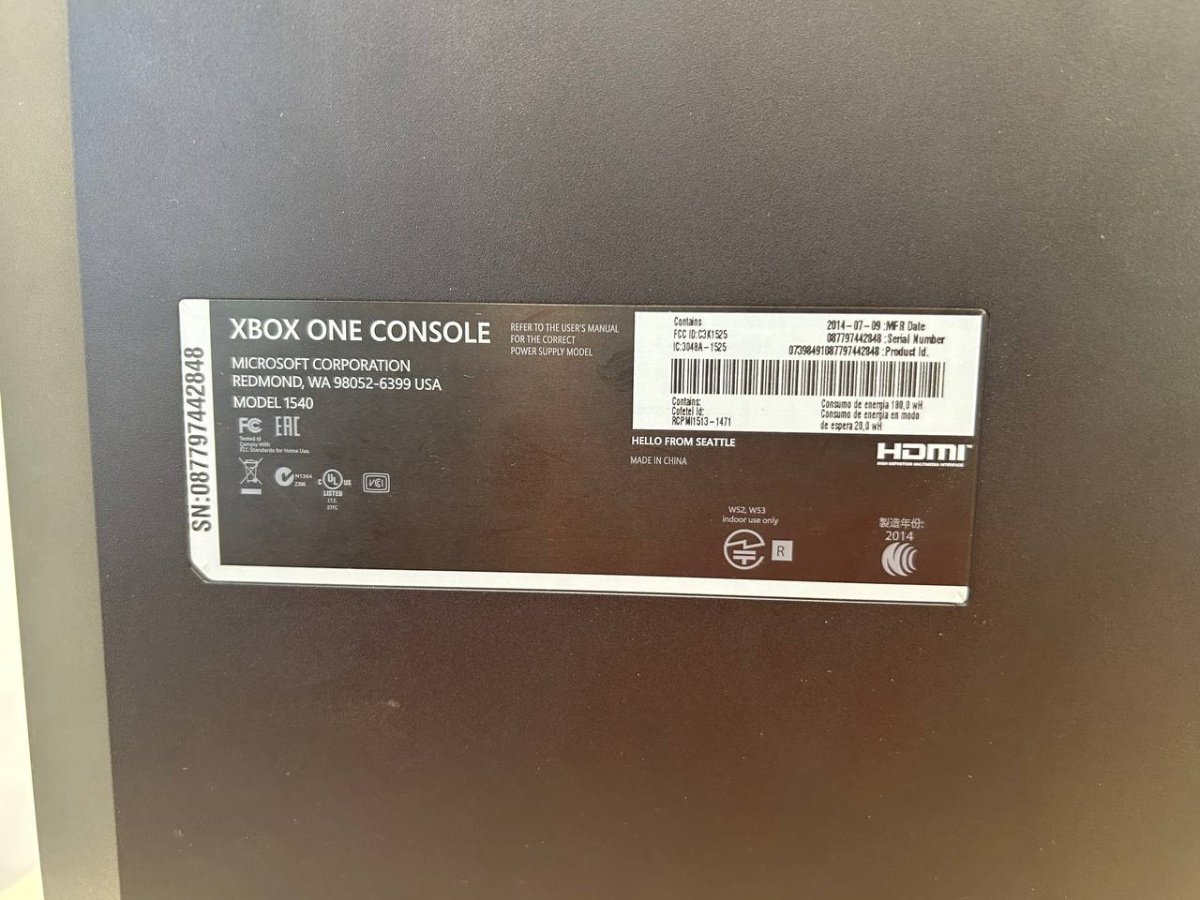 Игровая приставка Xbox One 500Gb
