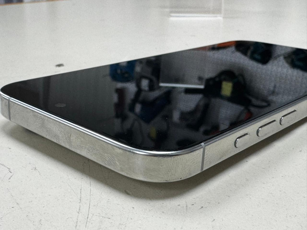 Смартфон Apple Iphone 16 Pro Max 256Gb