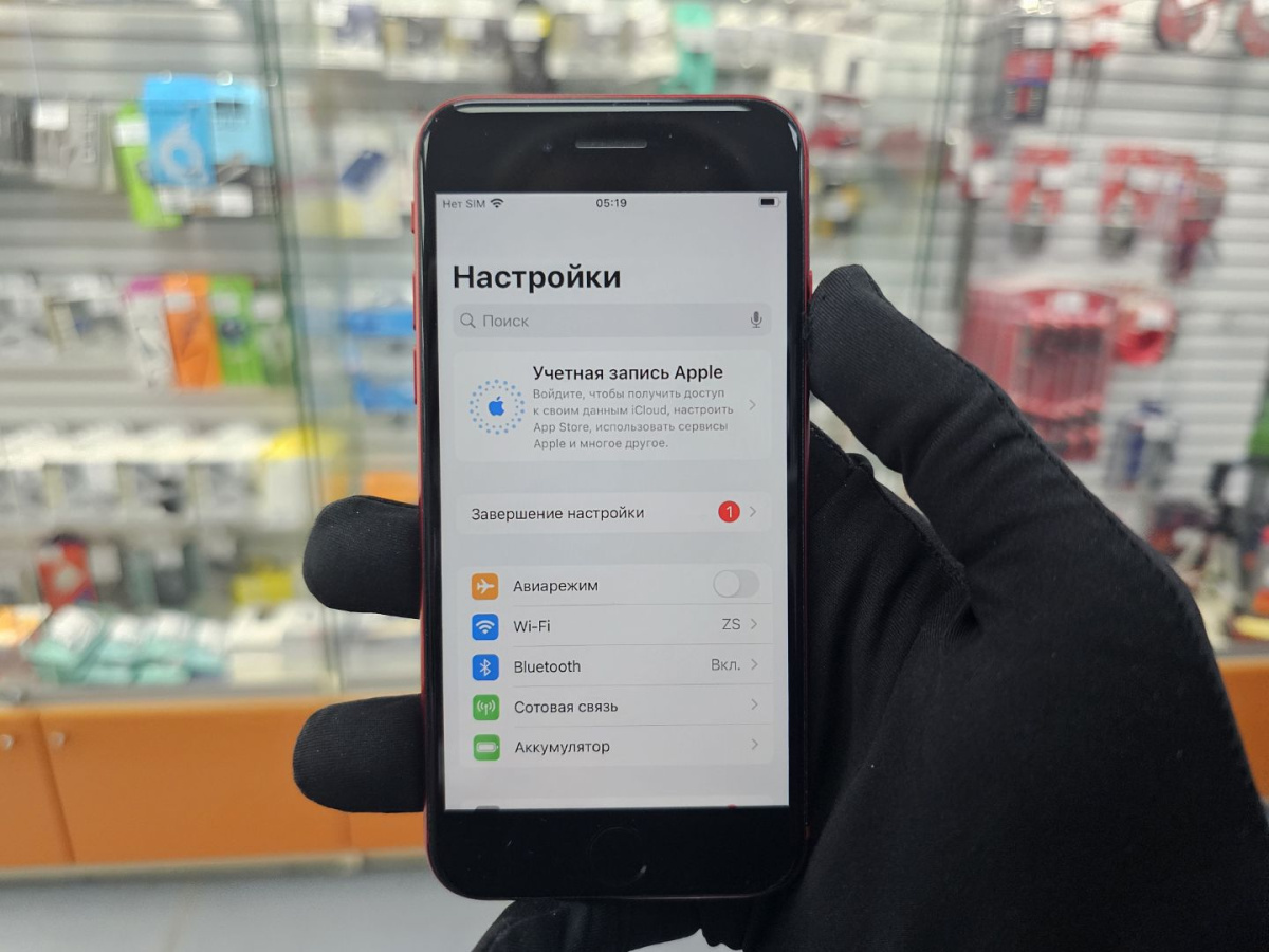 Смартфон Apple iPhone SE 2020 64Gb