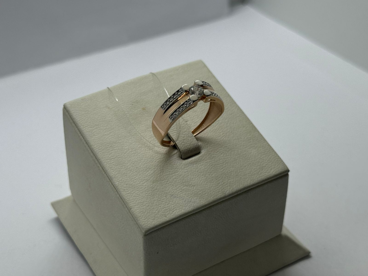 КОЛЬЦО С КАМНЯМИ (Au 585)