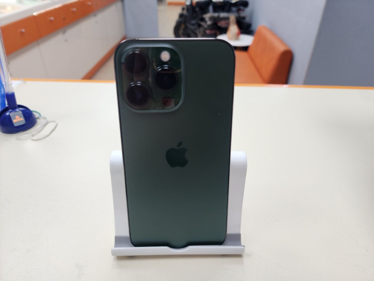 Смартфон Apple iPhone 13 Pro 256Gb