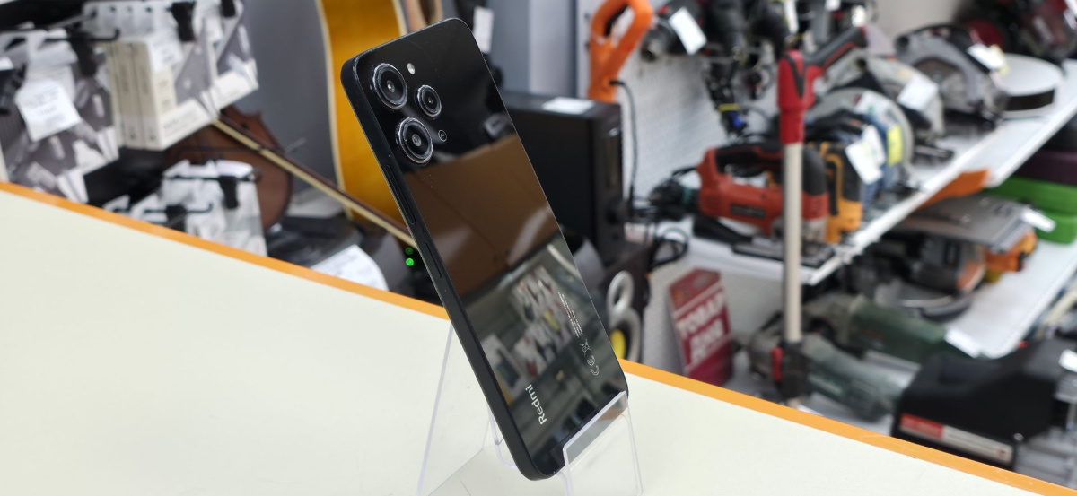 Смартфон Xiaomi Redmi 12 4/128