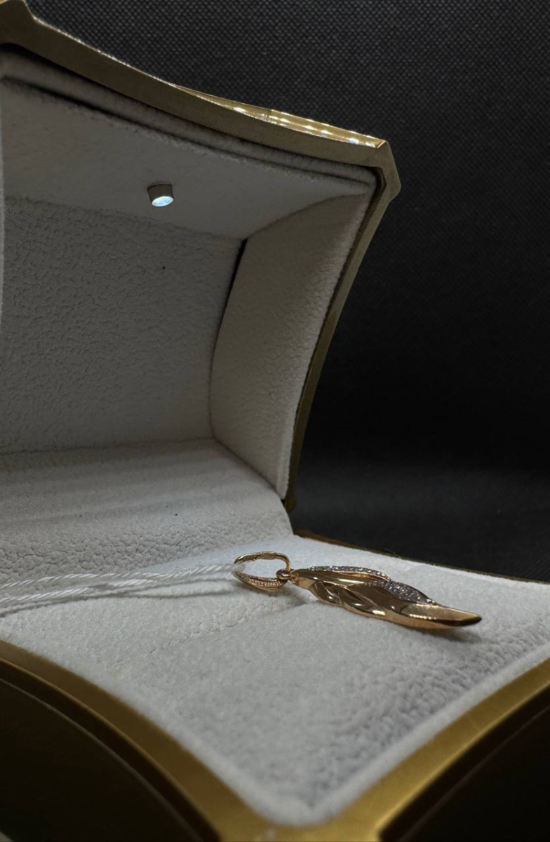 ПОДКМИ585 ПОДВЕСКА С КАМНЯМИ (Au 585)