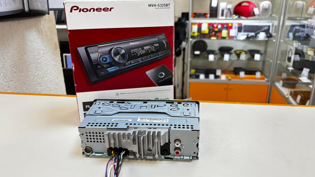Автомагнитола Pioneer MVH-S325BT
