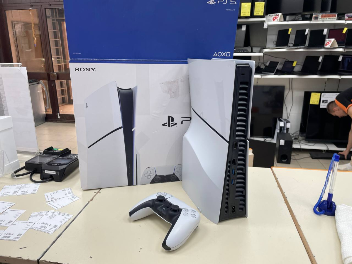 Игровая приставка PlayStation 5 Slim 1TB (С дисководом)