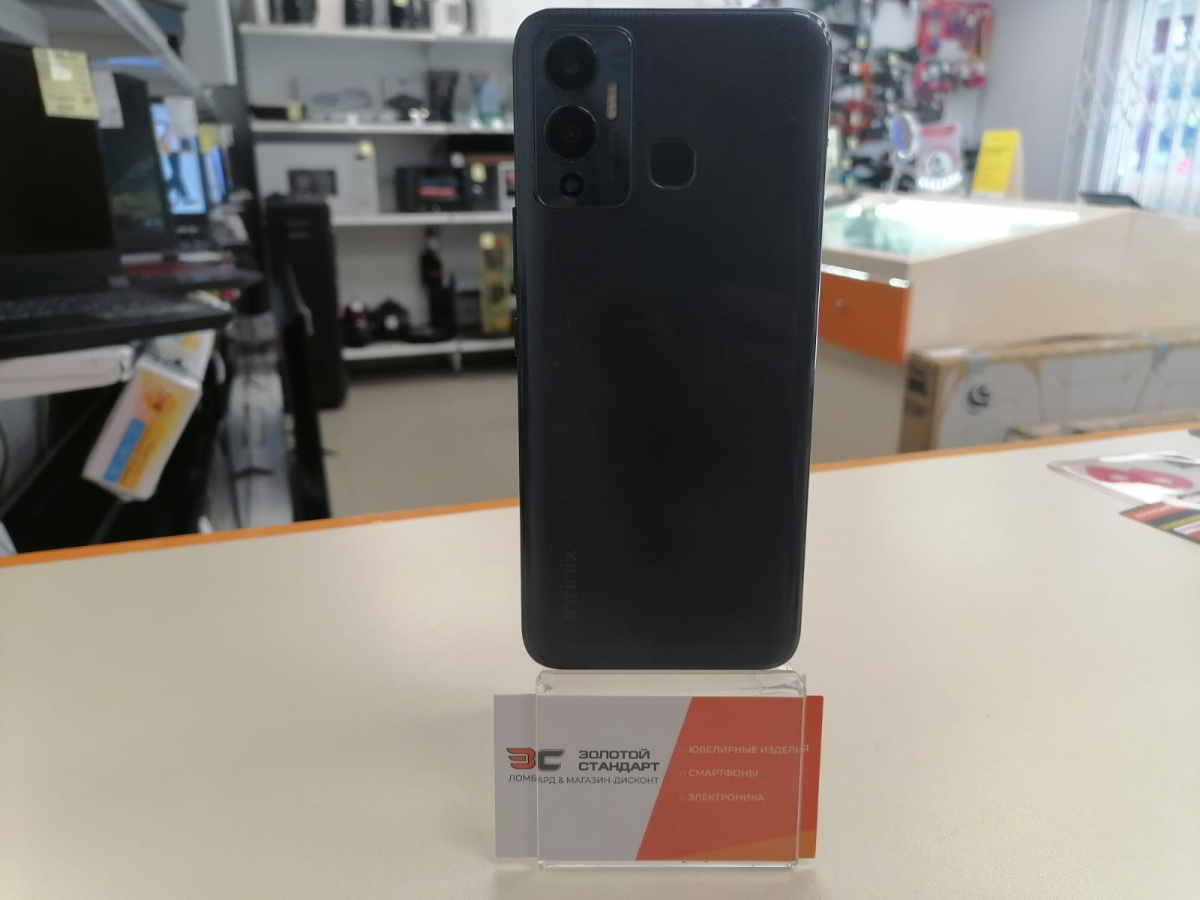 Смартфон Infinix HOT 12 PLAY 4/64