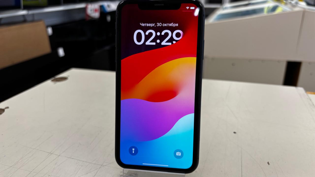 Смартфон Apple iPhone 11 64Gb