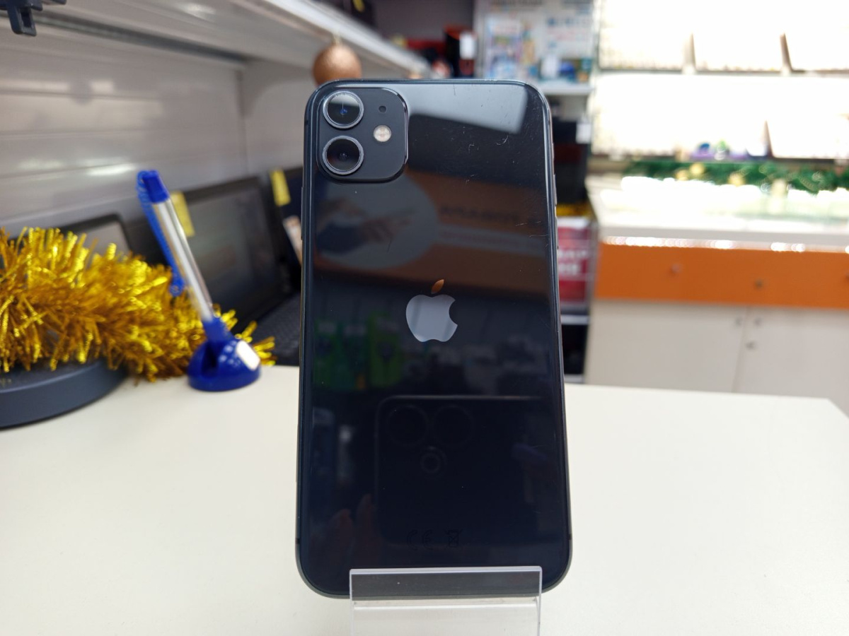 Смартфон Apple iPhone 11 128Gb