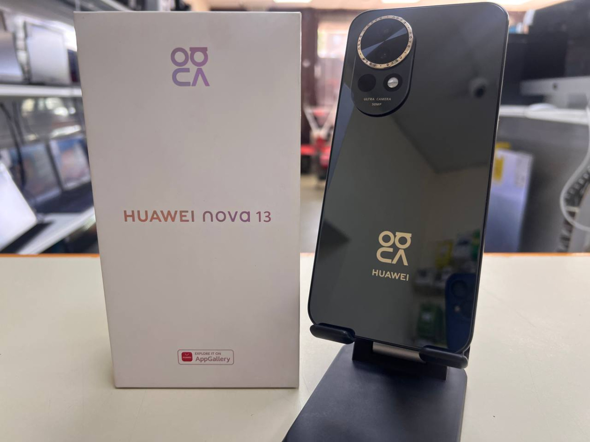 Смартфон Huawei Nova 13 12/256